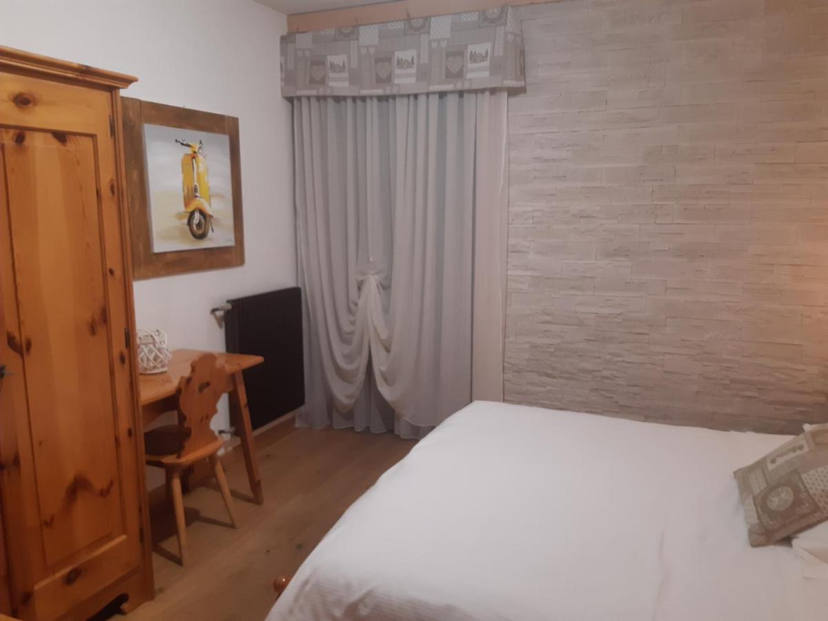 Hotel Garni Valdan Falcade Exterior foto